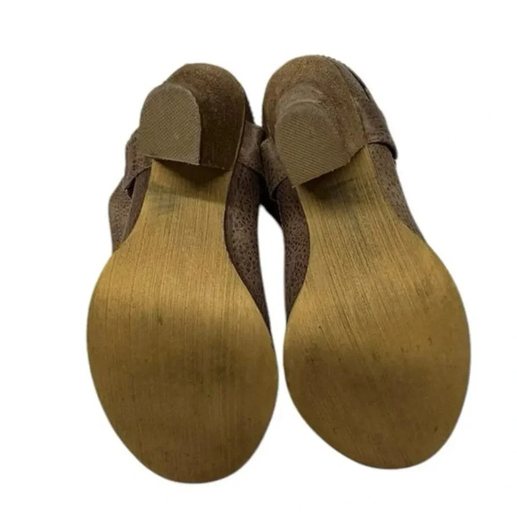 Not Rated Brown western-style ankle boots with embellished straps. Size 8 - Picture 7 of 9